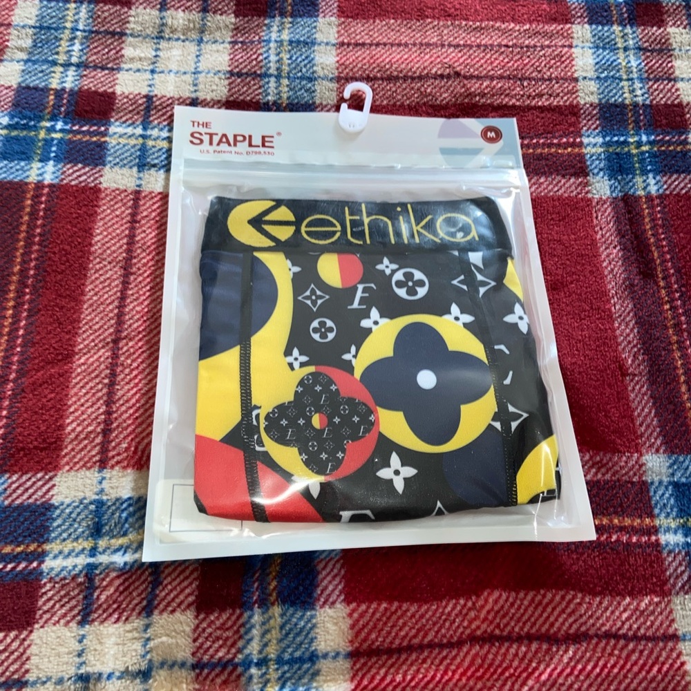 Ethika size M 10/10 condition never used